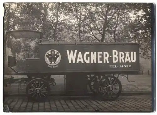 Fotografie Lastwagen-Anhänger / Pritschenwagen, Wagner-Bräu mit Führerstand, Weinberger Wagenbau Zeppelinstr. 71 München