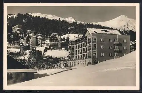 AK Arosa, Ortsansicht gegen Weisshorn und Brüggerhorn