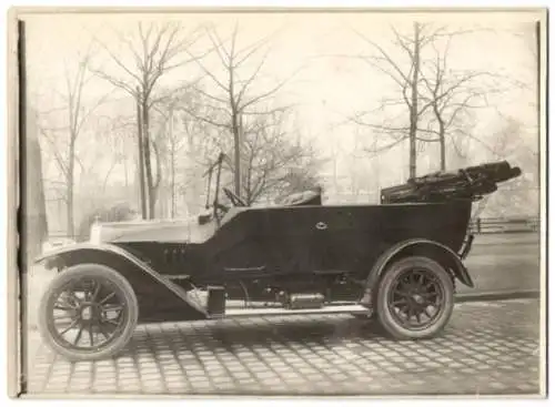 Fotografie Auto Protos Siemens-Schuckert, Cabriolet mit Weinberger Karosserie vor der Fabrik Zeppelinstrasse 71 München