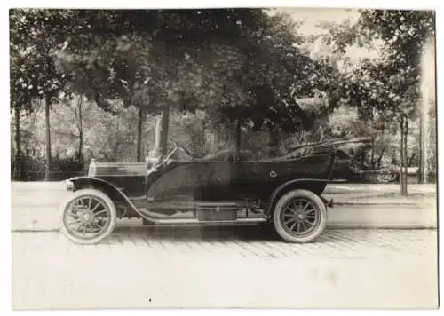 Fotografie Auto Protos, Cabriolet mit Weinberger Karosserie vor der Fabrik Zeppelinstrasse 71 in München abgelichtet