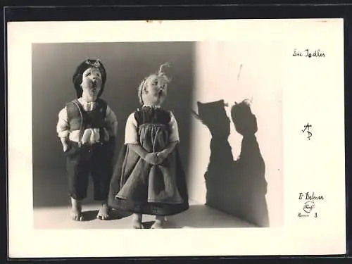 Foto-AK Adalbert Defner: Jodler-Puppenpaar
