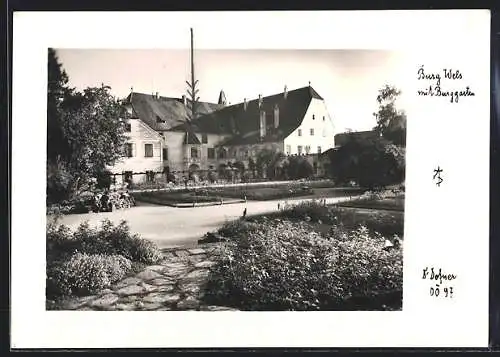 Foto-AK Adalbert Defner: Wels, Burg mit Burggarten
