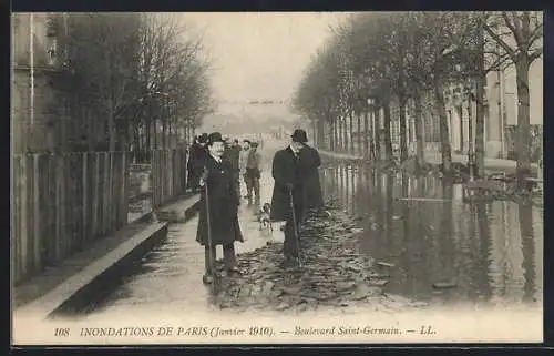 AK Paris, Inondations de Janvier 1910, Boulevard Saint-Germain