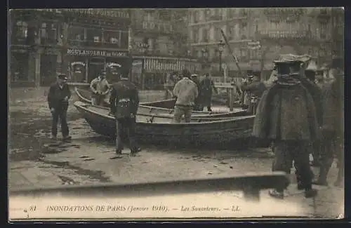 AK Paris, Inondations de Janvier 1910, Les Sauveteurs