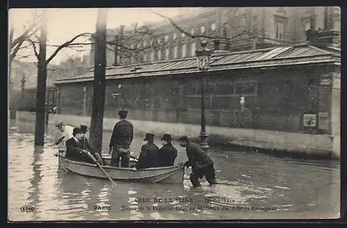 AK Paris, Crue de la Seine, Janvier 1910, Entrée de la Légation Belge au Ministère des Affaires Etrangères