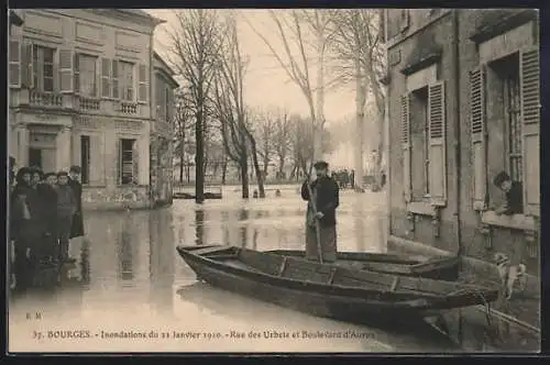 AK Bourges, Inondations de 1910, Rue des Urbets et Boulevard d`Auron, Strassenpartien bei Hochwasser