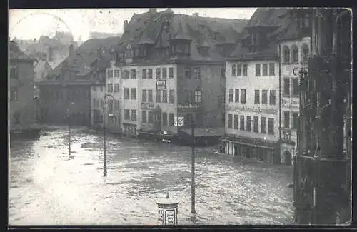 AK Nürnberg, Hochwasser-Katastrophe 5.2.1909, Hauptmarkt mit schönem Brunnen