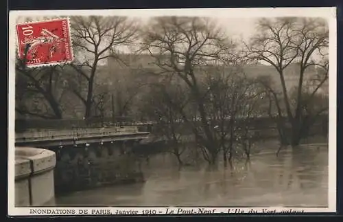 AK Paris, Inondations 1910, Le Pont-Neuf