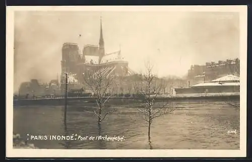 AK Paris, Inondation, Pont de l`Archevéché