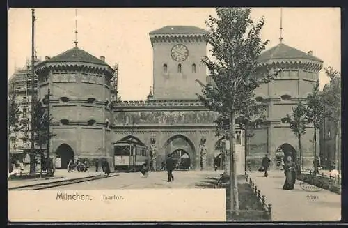 AK München, Strassenbahn vor dem Isartor