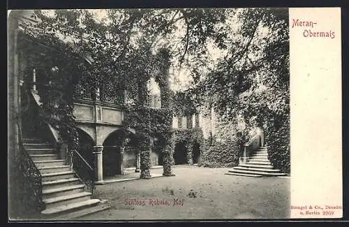 AK Meran-Obermais, im Hof des Schloss Rubein