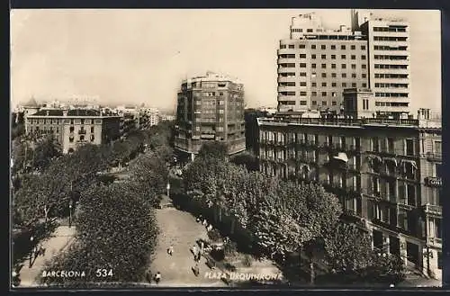 AK Barcelona, Plaza Urquinaona