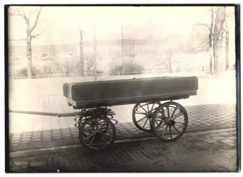 Fotografie Pritschenwagen / Kutschwagen mit Blattfederung, Wagenfabrik Karl Weinberger Zeppelinstrasse 71 in München