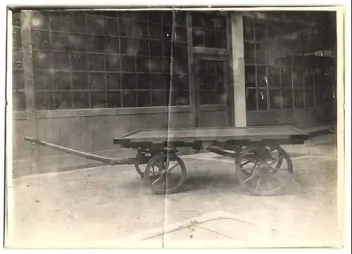 Fotografie einfacher Pritschenwagen / Kutschwagen, Wagenfabrik Karl Weinberger Zeppelinstrasse 71 in München