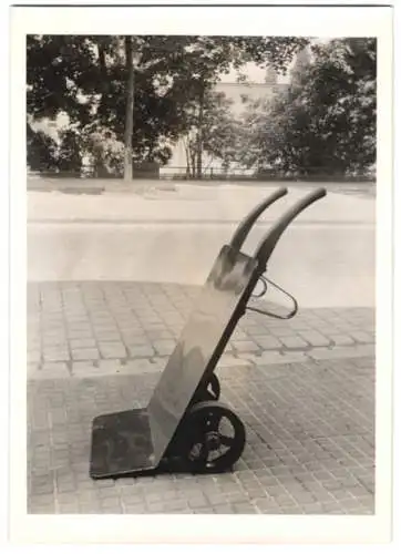 Fotografie Sackkarren / Transportwagen, Wagenfabrik Karl Weinberger Zeppelinstrasse 71 in München