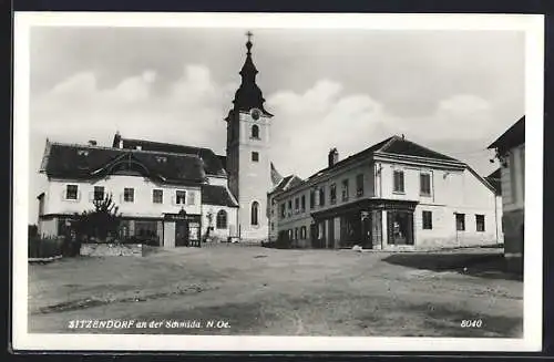 AK Sitzendorf an der Schmida, Marktplatz mit Kirche u. Geschäftshaus Johann Lang