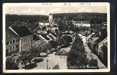 AK Litschau, Stadtplatz mit Denkmal aus der Vogelschau