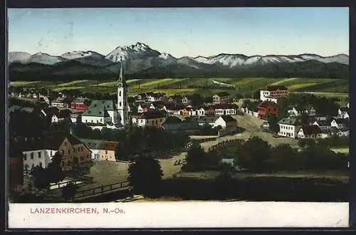 AK Lanzenkirchen /N.-Ö., Gesamtansicht mit Strasse und Bergpanorama aus der Vogelschau