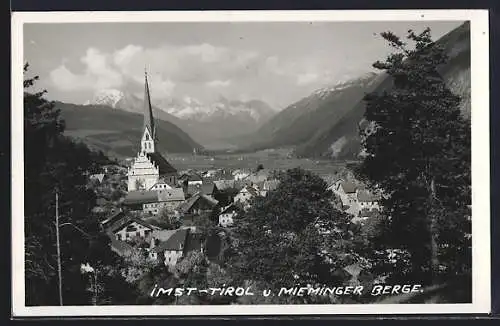 AK Imst /Tirol, Ortsansicht gegen Mieminger Berge