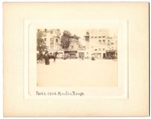 Fotografie unbekannter Fotograf, Ansicht Paris, Blick auf das Moulin Rouge Varieté in Montmartre