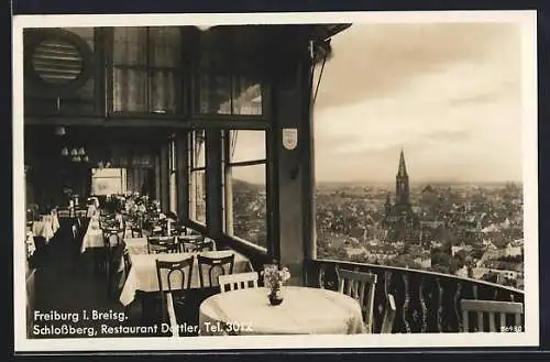 AK Freiburg / Breisgau, Schlossberg, Restaurant Dattler mit Blick auf die Stadt