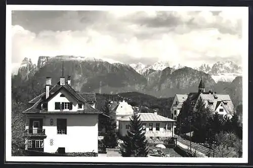 AK Oberbozen am Ritten, Ortspartie gegen die Dolomiten