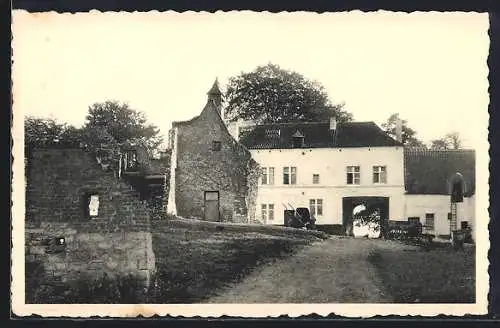 AK Waterloo, Vue Interieure de Goumont ou Hougoumont