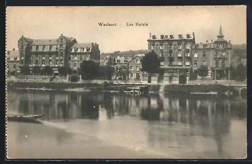 AK Waulsort, Les Hotels