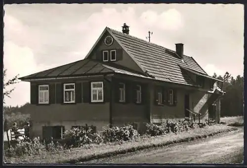 AK Eisenbach / Freudenstadt, Strasse am Naturfreundehaus Urnagold-Eisenbach