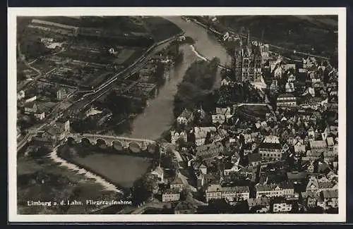 AK Limburg a. d. Lahn, Teilansicht mit Brücke, Fliegeraufnahme