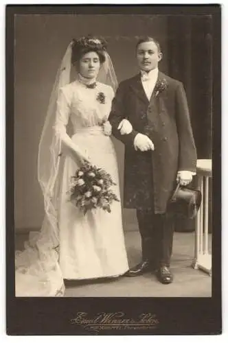 Fotografie Emil Winzer &amp Sohn, Potschappel, Tharandterstr., Hochzeitsfotografie eines Paares