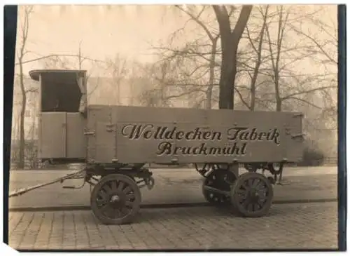 Fotografie LKW-Anhänger Wolldecken Fabrik Bruckmühl, Wagenfabrik Karl Weinberger Zeppelinstrasse 71 in München