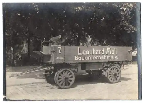 Fotografie LKW-Anhänger Leonhard Moll Bauunternehmung, Wagenfabrik Karl Weinberger Zeppelinstrasse 71 in München