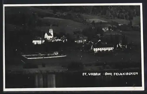 AK St. Urban bei Feldkirchen, Teilansicht mit Kirche und Friedhof