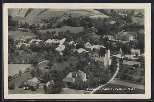 AK Zeillern /N.-Oe., Ortsansicht vom Flugzeug aus