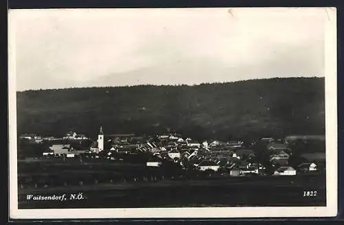 AK Schrattenthal /N. Ö., Waitzendorf mit Kirche