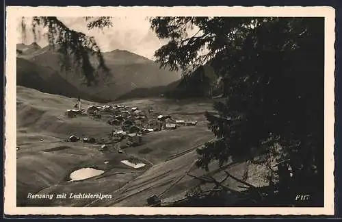 AK Berwang, Gesamtansicht mit Lechtaleralpen