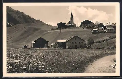 AK Berwang i. Tirol, Ortspartie mit Kirche