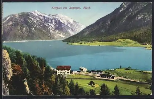 AK Maurach am Achensee, Panorama mit Strassenpartie