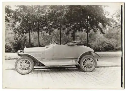 Fotografie Auto NAG Cabrio, Cabriolet mit Weinberger Karosserie vor der Fabrik Zeppelinstr. 71 in München