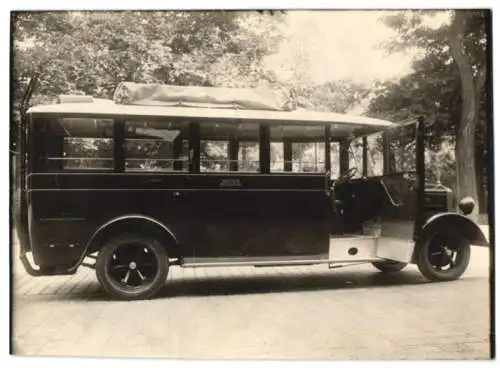 Fotografie Bus Mercedes Benz, Linienbus der Reichspost mit Weinberger-Aufbau in der Zeppelinstr. 71 München