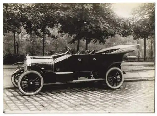 Fotografie Auto Protos Cabrio, Cabriolet mit Weinberger Karosserie vor der Fabrik Zeppelinstr. 71 in München