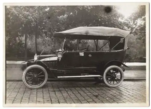 Fotografie Auto NAG Cabrio, Taxi mit Weinberger Karosserie vor der Fabrik Zeppelinstr. 71 in München