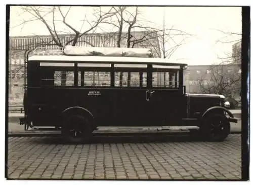 Fotografie Bus Mercedes Benz, Linienbus der Reichspost mit Weinberger-Aufbau in der Zeppelinstr. 71 München