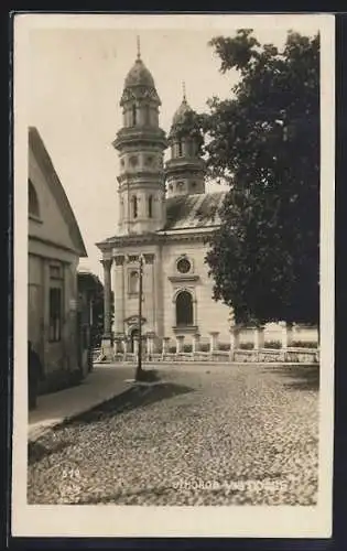 AK Uschhorod, Kirche von Strasse aus gesehen