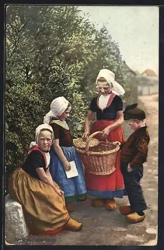 AK Photochromie NR: 2938, Zeeland, Walcheren, niederländische Kinder in Tracht