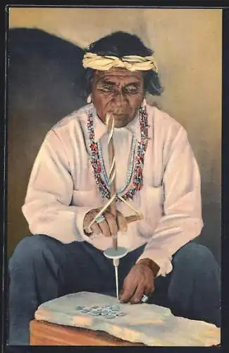 AK The Pueblo Indian, Turquoise Driller, Kunstschmied bohrt Löcher in Türkise