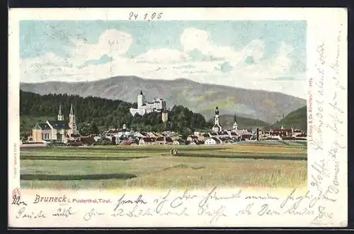 AK Bruneck i. Pusterthal, Panoramablick auf Ort und Burg