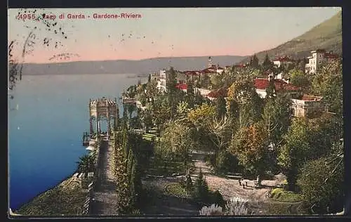 AK Gardone-Riviera /Lago di Garda, Parkanlagen mit Blick auf den See