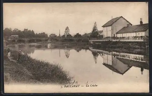 AK Baccarat, La Crèche et reflet sur la rivière
